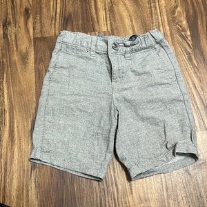Old navy shorts size 4T